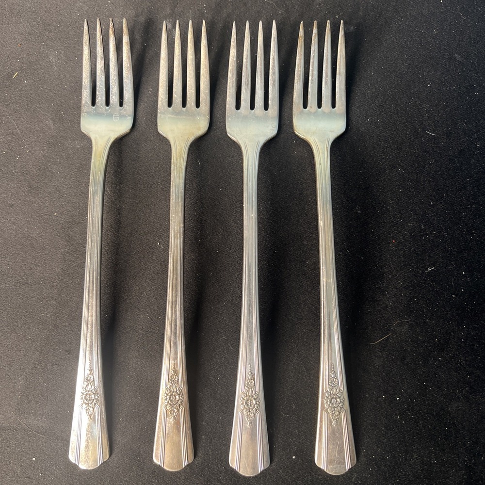 4pc Wm Rogers IS Overlaid Silverplate  Desire Pattern Forks